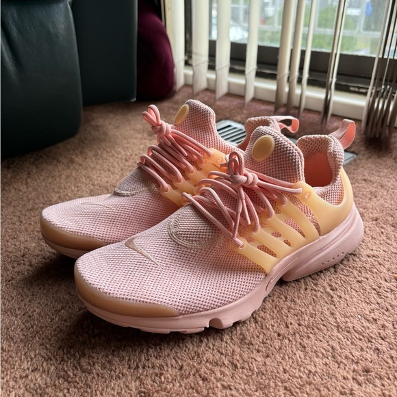 NIKE AIR PRESTOS running casual athletic runner sport pink shoe sneaker salmon - Picture 3 of 9